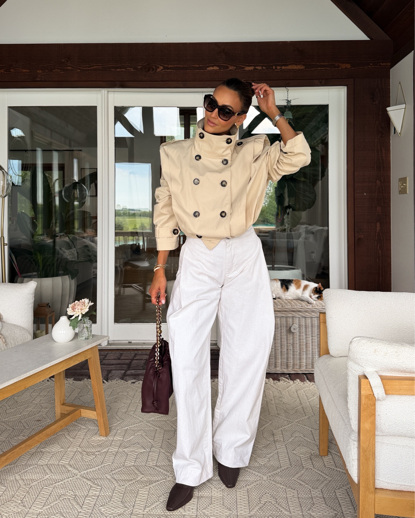 The cutest double breasted trench size xs - fits xs barrel pants xs also fits tts
Flat booties

#LTKootd #LTKgrwm #LTKSeasonal