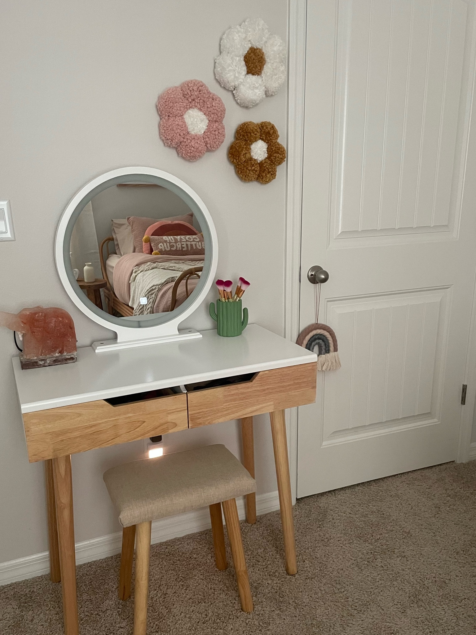 Kids Bedroom. Vanity.  Girl Bedroom. Boho decor. Bohemian. Neutral decor. 

#LTKhome