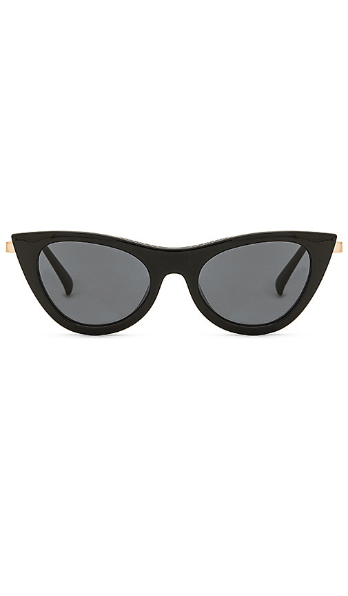 Le Specs Enchantress in Black. | Revolve Clothing
