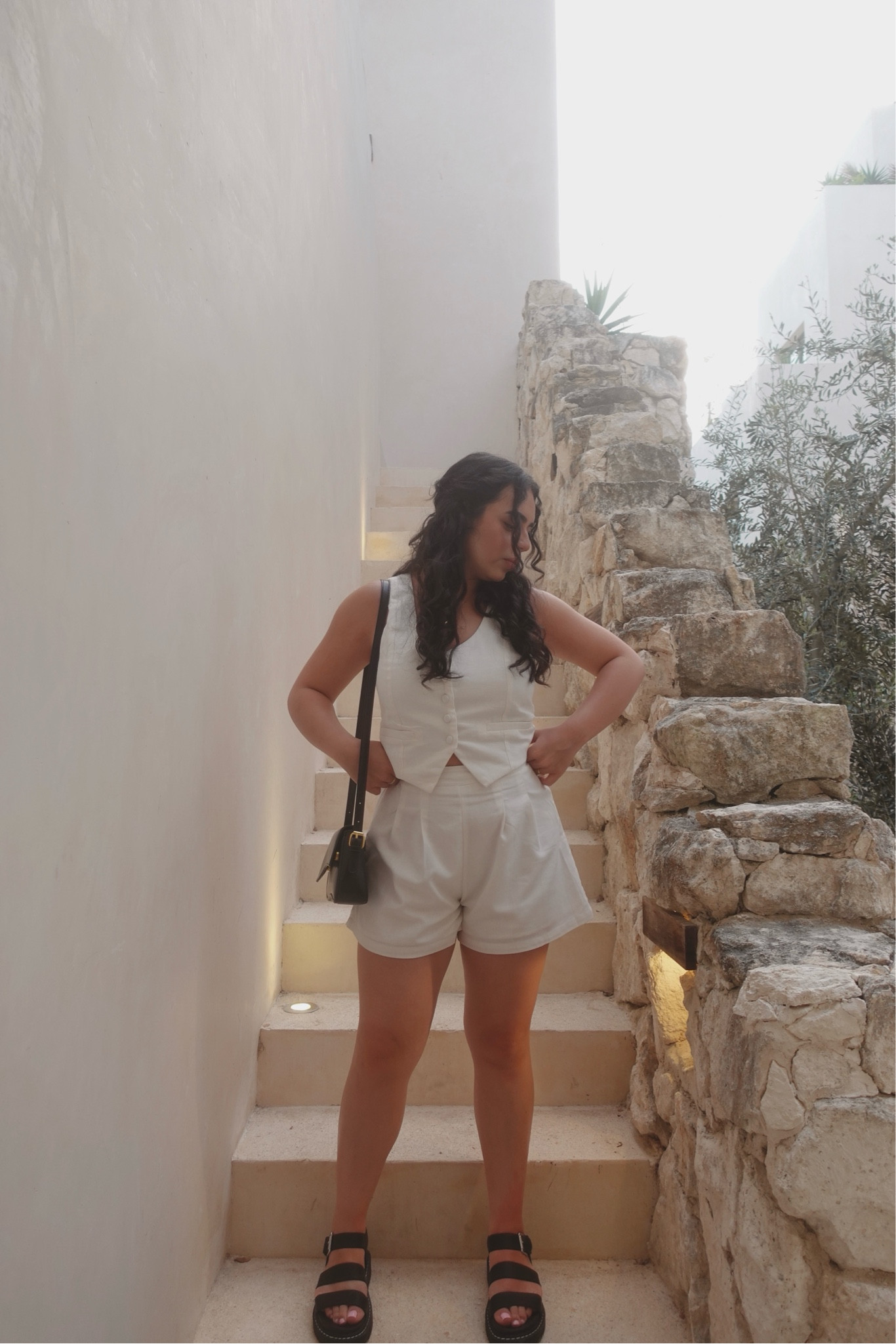 White summer set im obsessing overrr. Size M. Shoes are on SALE!!! #countryconcert #summerootd #summeroutfit


#LTKFindsUnder50 #LTKSummerSales #LTKStyleTip
