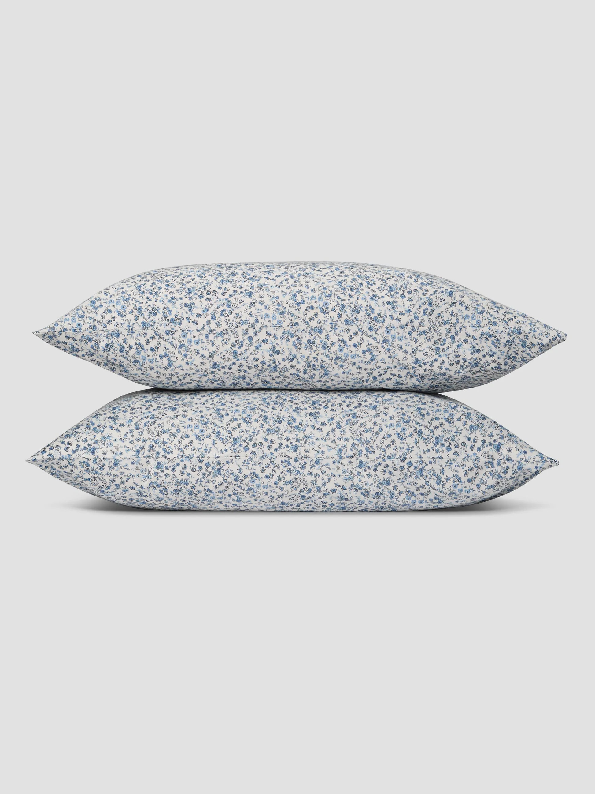Blue Mini Meadow Cotton Pillowcases (Pair) | Piglet