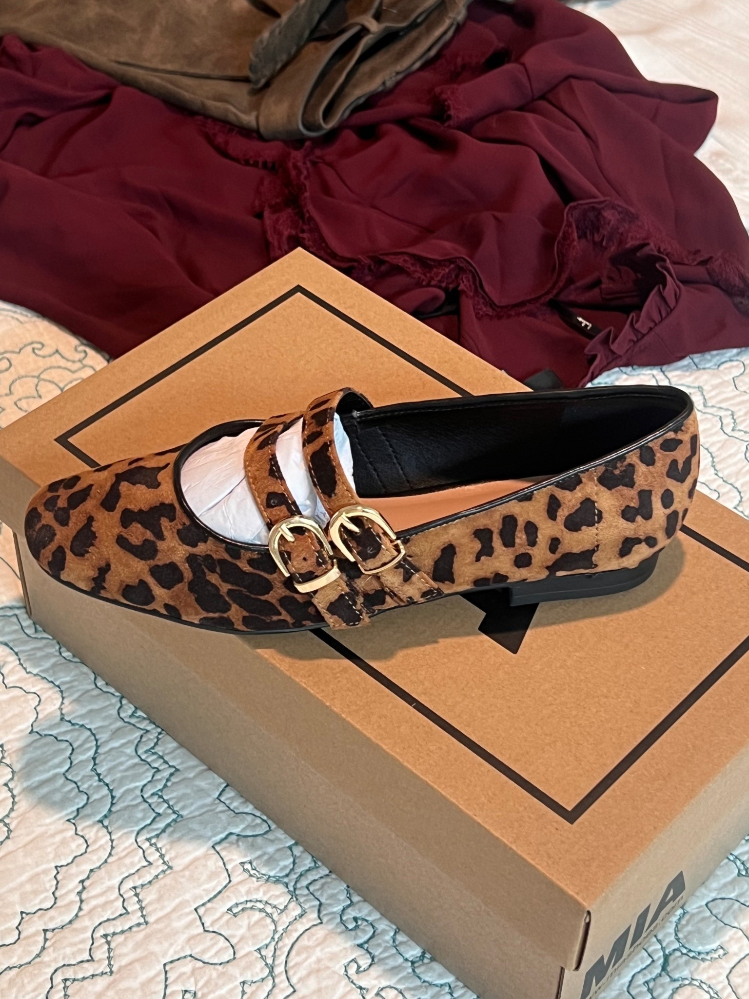 Cheetah Print Ballet Flats

Fall shoes, ballet flats, cheetah print, fall fashion, work shoes 

#LTKShoeCrush #LTKWorkwear #LTKStyleTip