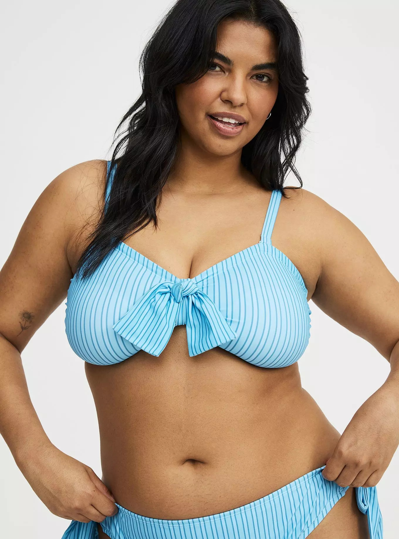 Bow Bandeau Bikini Top | Torrid (US & Canada)