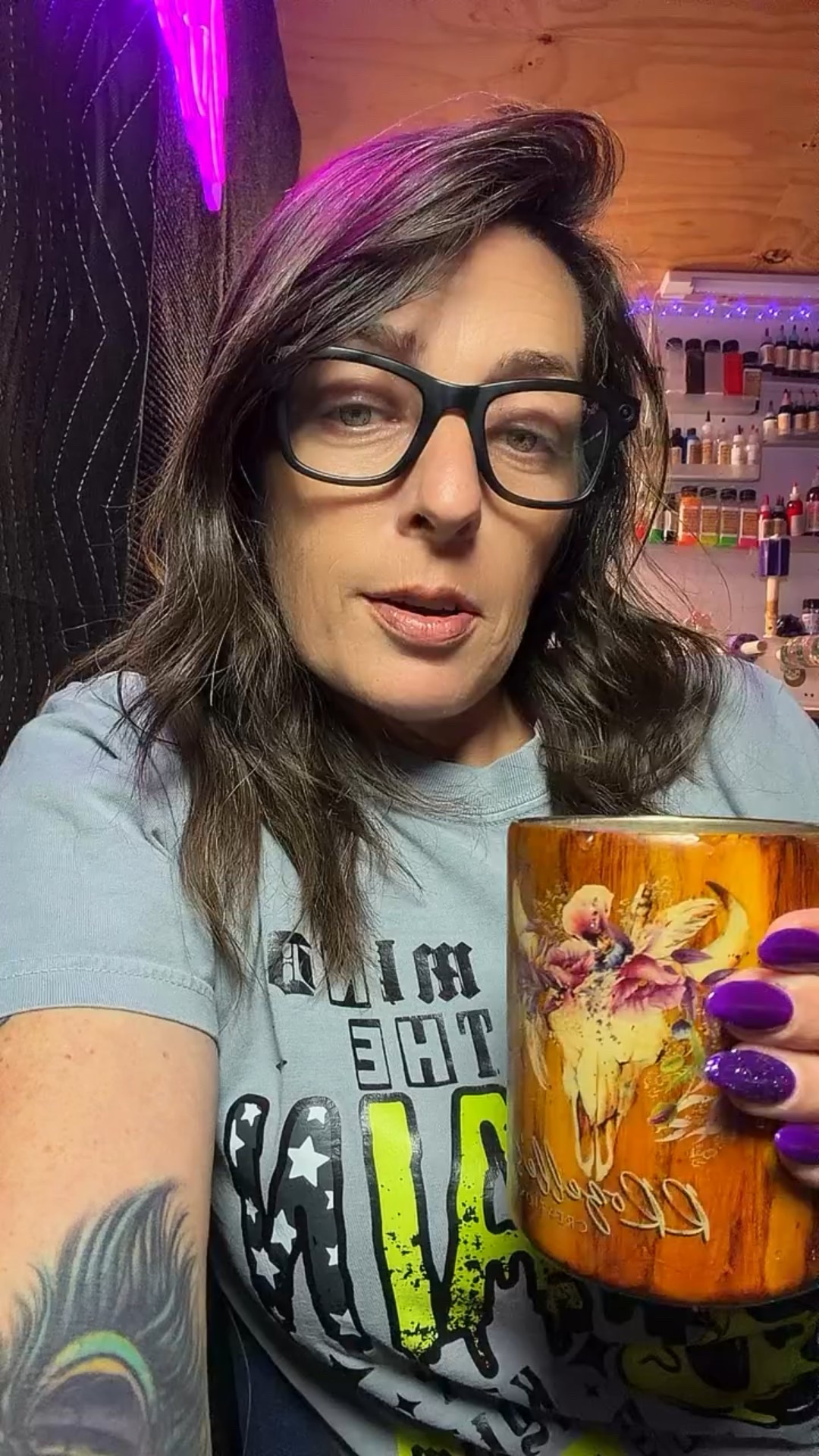 It’s ME! HI 👋🏼 Maybe, just maybe I must not be the problem, I’m the mirror🪞💁🏻‍♀️✨