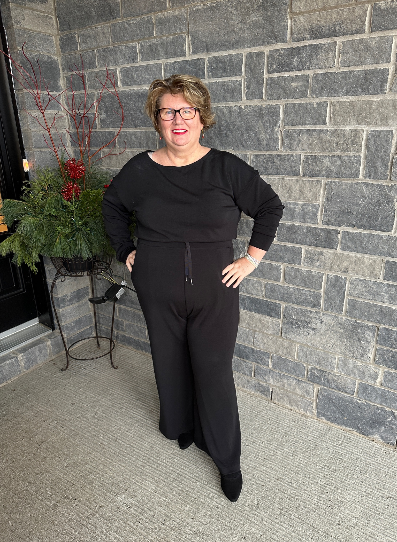 Spanx Air Essentials Off Shoulder Jumpsuit, black size 1X petite. Love it!!

Use code CATHY12  to save 12% off Vivaia shoes .
#spanx #airessentials #jumpsuit #petitefashion #plussizefashion #over50


#LTKplussize #LTKover40 #LTKstyletip