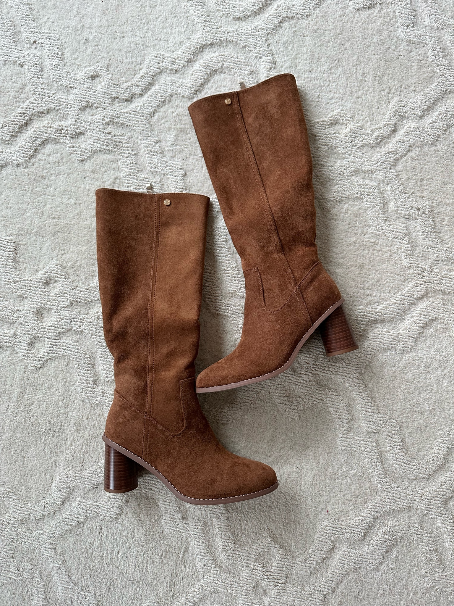 Classic boots- true to size 
#walmartpartner
#walmartfashion
@walmartfashion


#LTKsalealert #LTKunder50 #LTKshoecrush