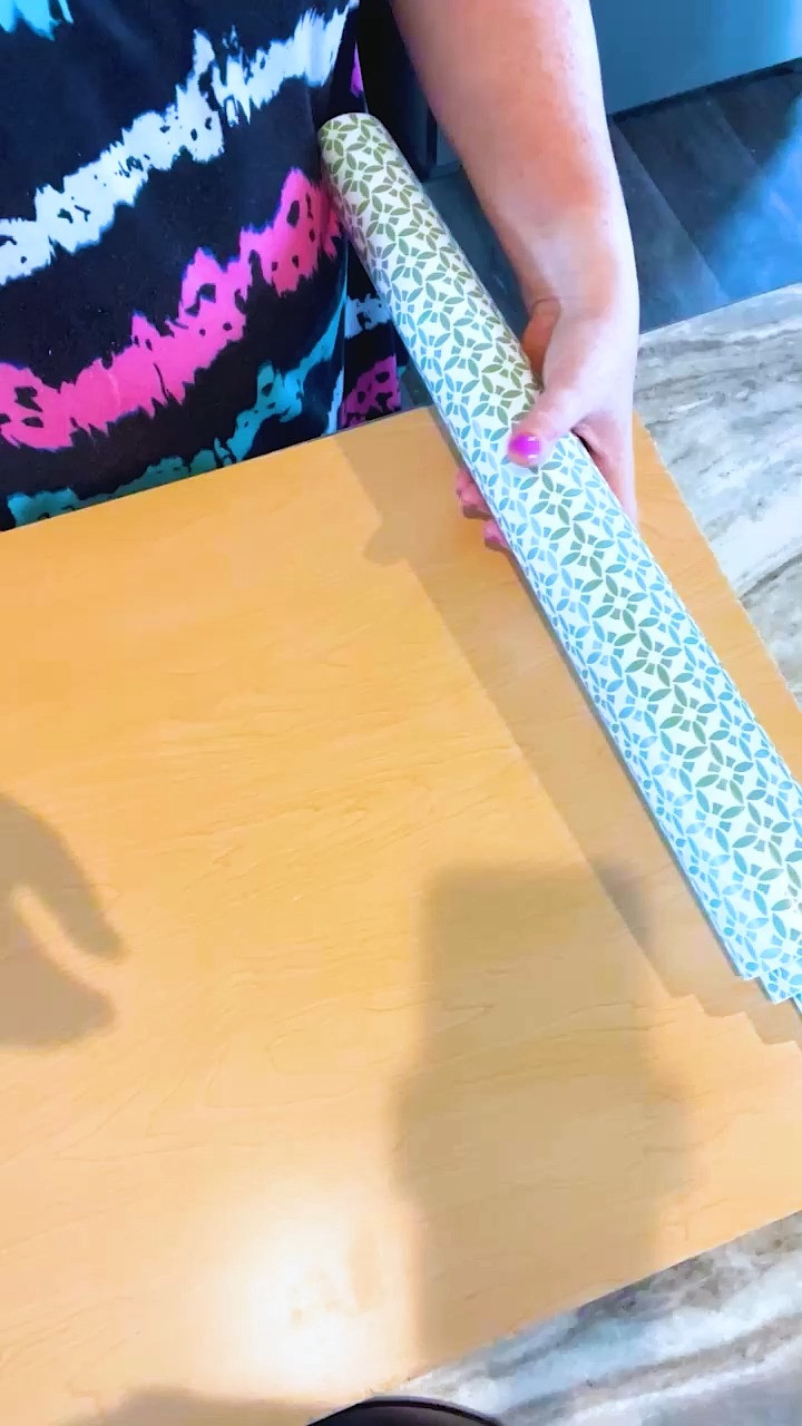 A little peel-and-stick magic can completely transform a space. 🌿 This English Rose Blue shelf liner is perfect for adding cottage charm to cabinets, drawers, bookshelves, pantry shelves, and furniture projects. It's one of those affordable home upgrades that makes a big impact without a major renovation.


#LTKHome #LTKFinds #ShelfLiner #DIYHomeDecor #CottageStyle #CottageCoreHome #HomeOrganization #PantryOrganization #PeelAndStick #BudgetFriendlyDecor #FarmhouseStyle #HomeDecorIdeas #KitchenOrganization #VintageInspired #AmazonHomeFinds 

 #LTKdayinmylife #LTKOver40 #LTKHome