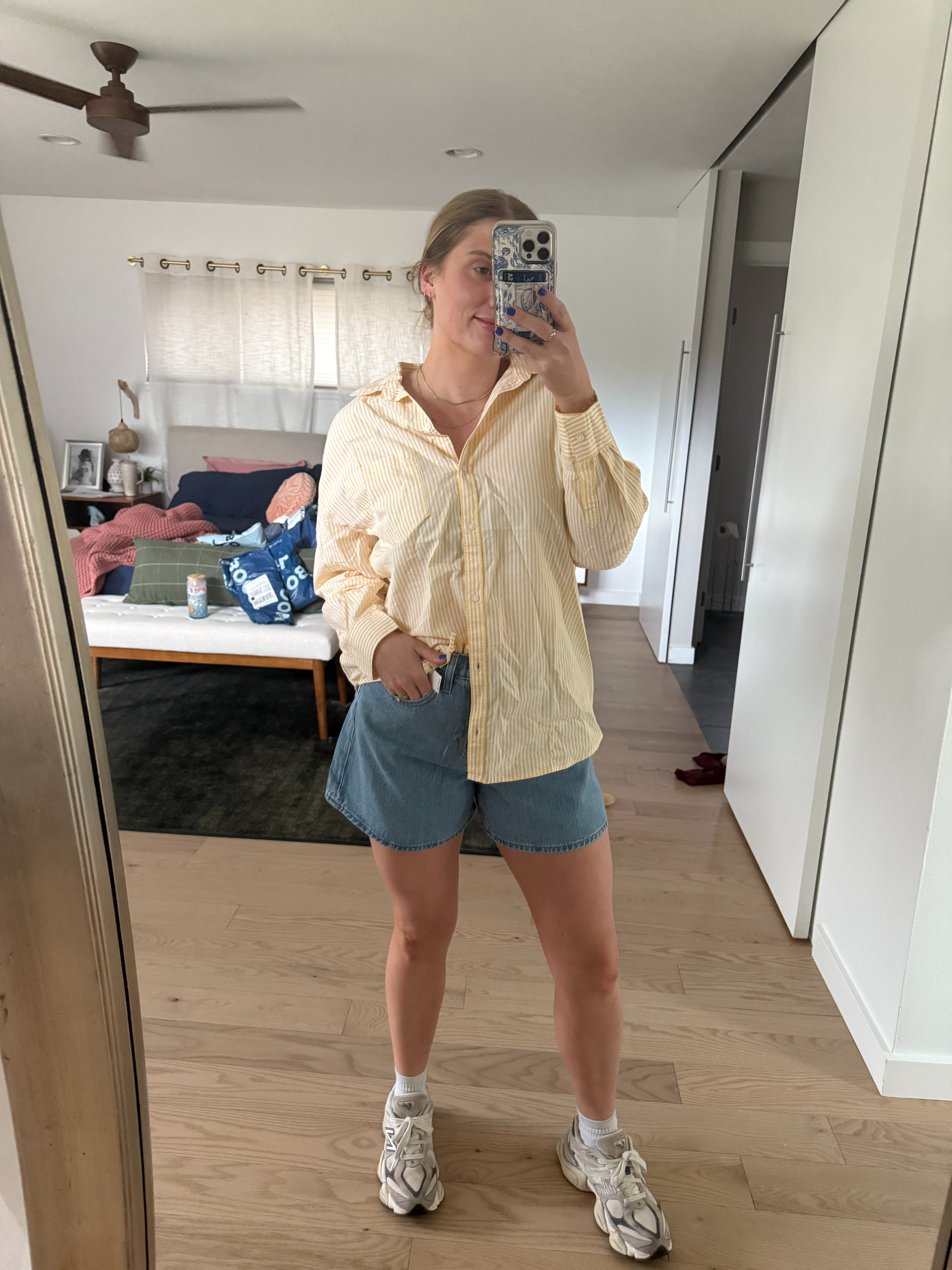 I've been told soft yellow IS THE COLOR this summer and I'm not mad at it. And these jean shorts are PERFECT for
Mom life!!! 

 

#LTKSaleAlert