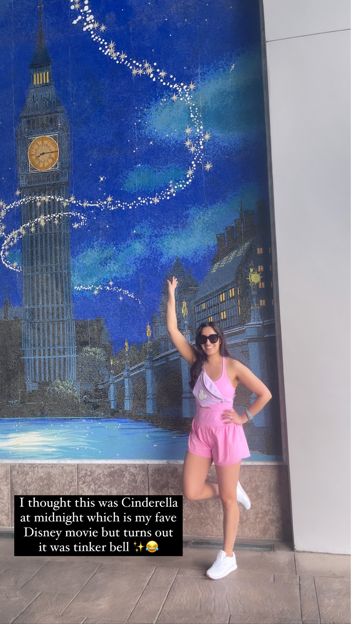 My Epcot outfit! These murals at Hotel Riviera were so so beautiful! 💗✨