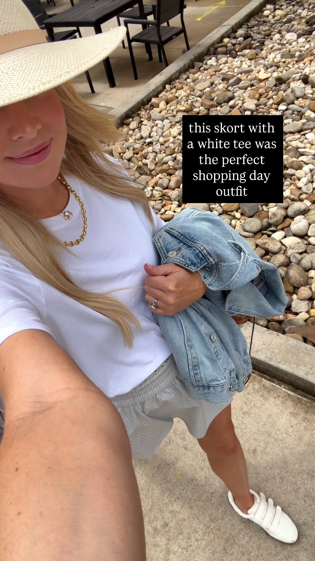 Wearing a small in the tee & skirt & an xs in the jacket

#LTKgrwm #LTKootd #LTKSeasonal
