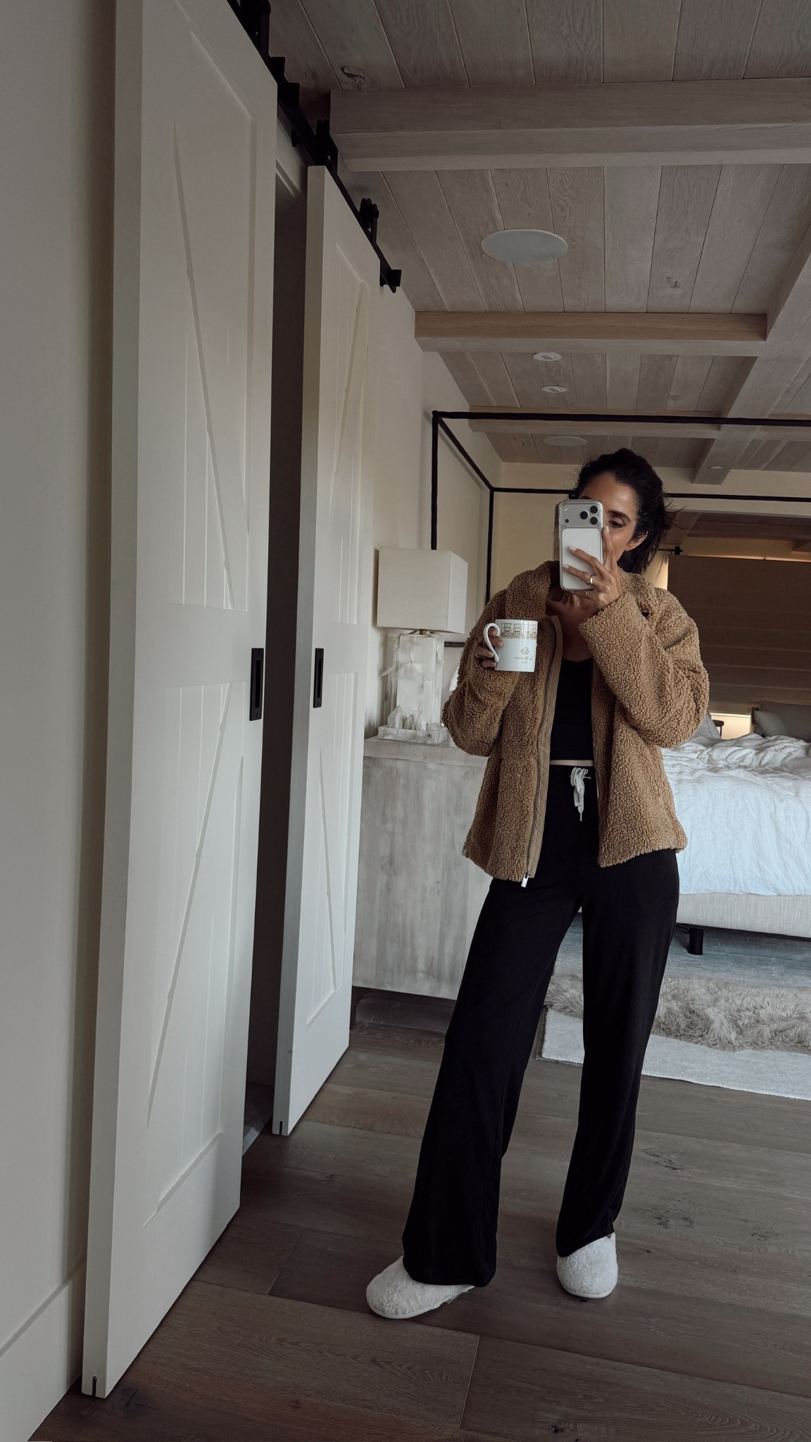 I’m just shy of 5-7” wearing the size small jacket, XS joggers and small crop performance top
StylinByAylin, Aylin #vuori #ootd #outfit #comfycasual

#LTKActive #LTKgrwm #LTKootd