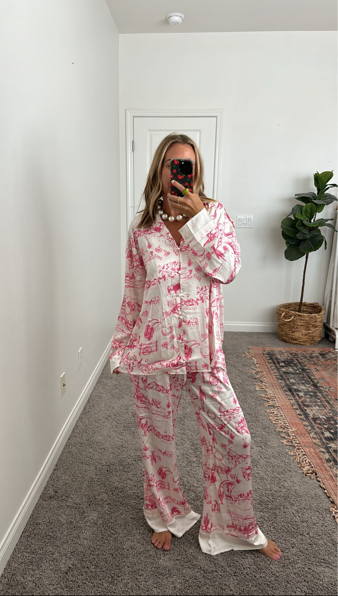 Look for less pj’s 

#LTKStyleTip #LTKSeasonal #LTKFindsUnder50