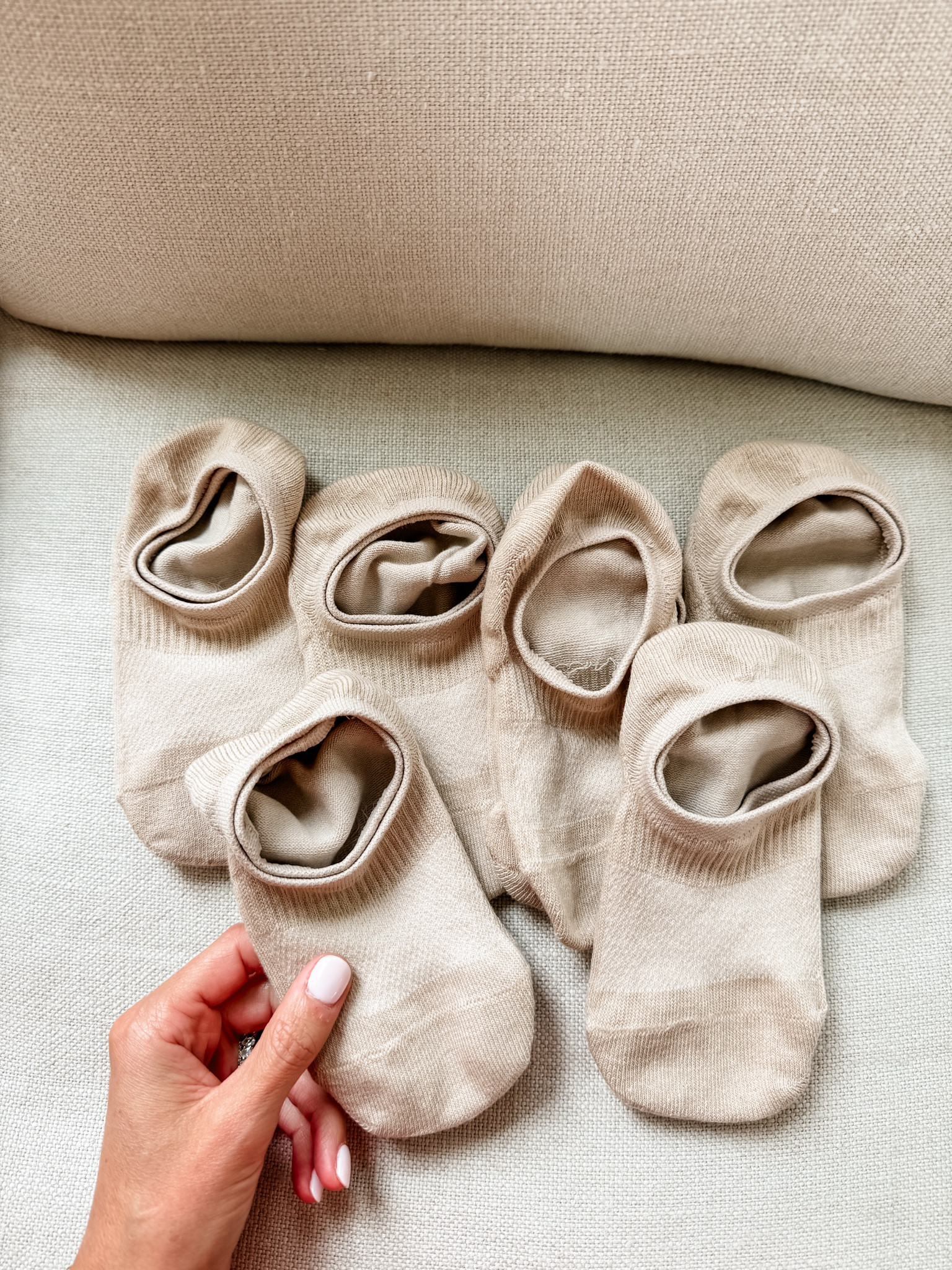 Just got these no show socks! 

Loverly Grey, Amazon finds, socks, neutral socks, no show socks

#LTKStyleTip