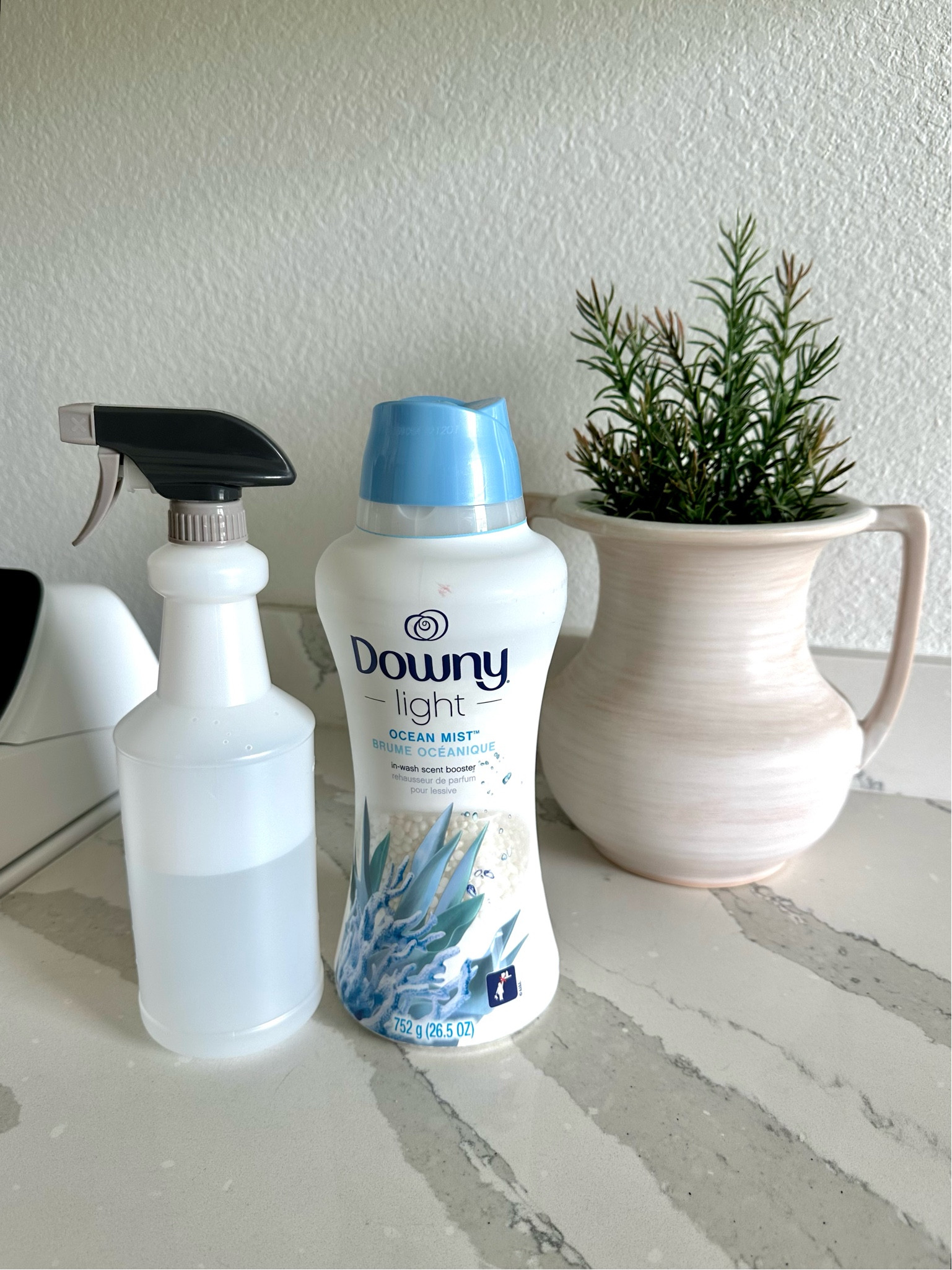 Downy Light In-Wash Scent Booster, Ocean Mist - 752 g