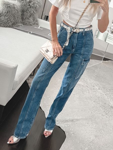 Best cargo jeans ever! They’re high waisted with a slim baggy cut which means they’re slimming and comfortable! They run tts, im wearing a size 24. 

#LTKstyletip #LTKover40 #LTKfindsunder100