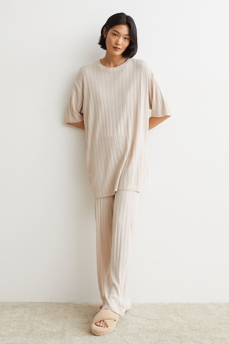 Gerippter Pullover | H&M (DE, AT, CH, NL, FI)