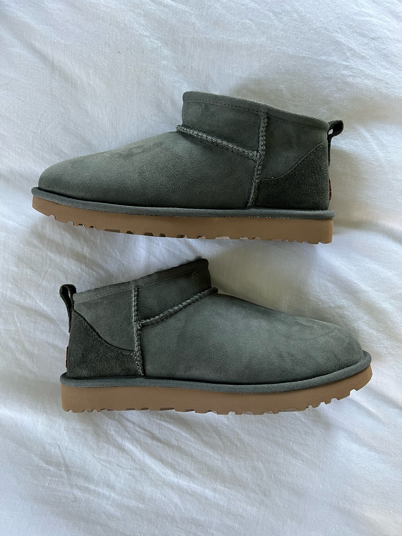 ‘Tis the season! Classic Ultra Mini in Forest Night #uggs

#LTKSeasonal #LTKshoecrush #LTKstyletip