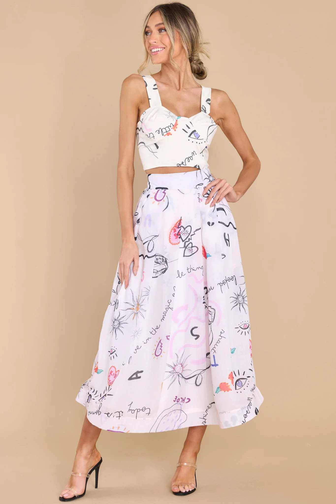 Athenna White Spelling Love Top | Red Dress 