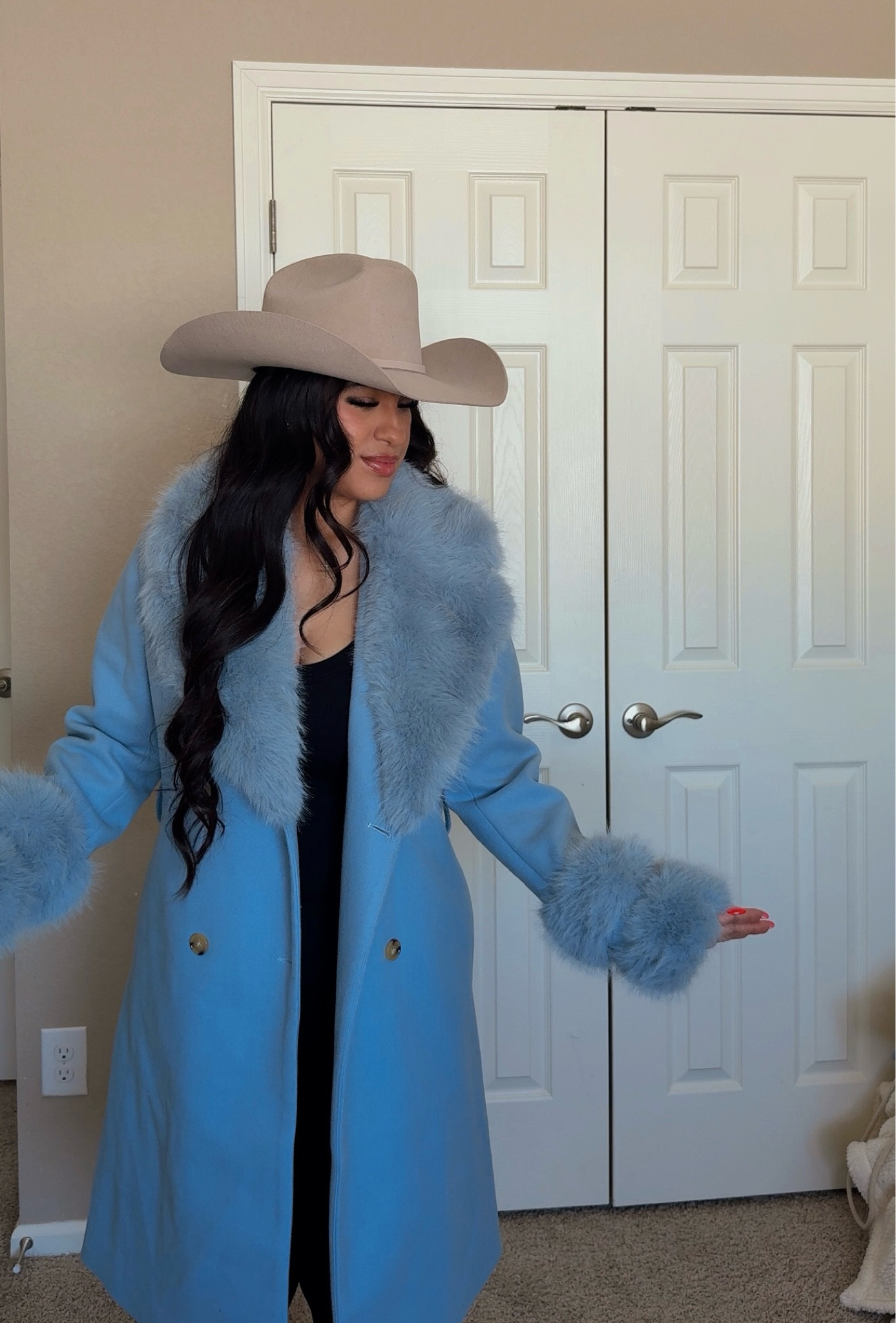 The perfect jacket 💙 
#furcoat #bootbarn #westernwear 

#LTKStyleTip #LTKFindsUnder100 #LTKSeasonal