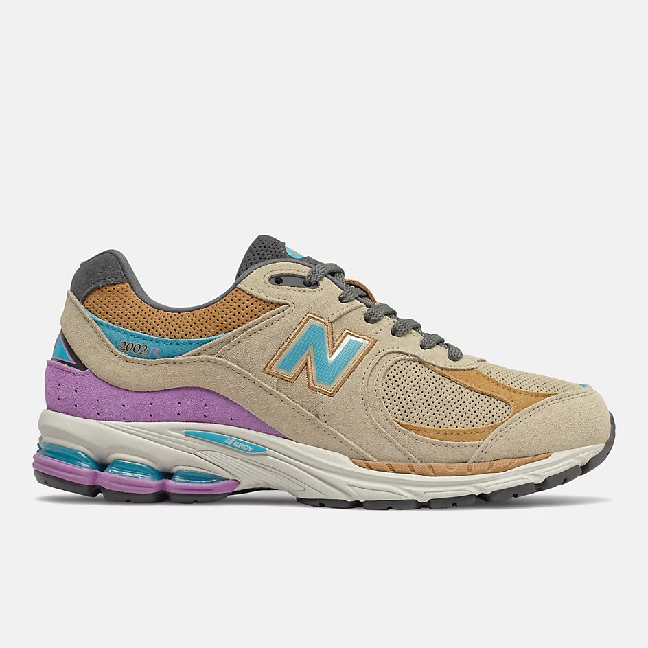 2002R | New Balance Athletic Shoe