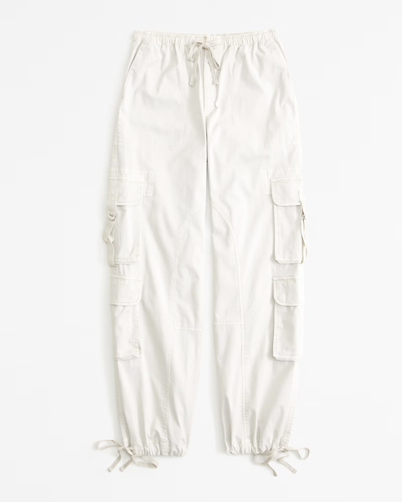 Abercrombie & Fitch Women's High Rise Baggy Cargo Pant in Cream - Size XXS | Abercrombie & Fitch (US)