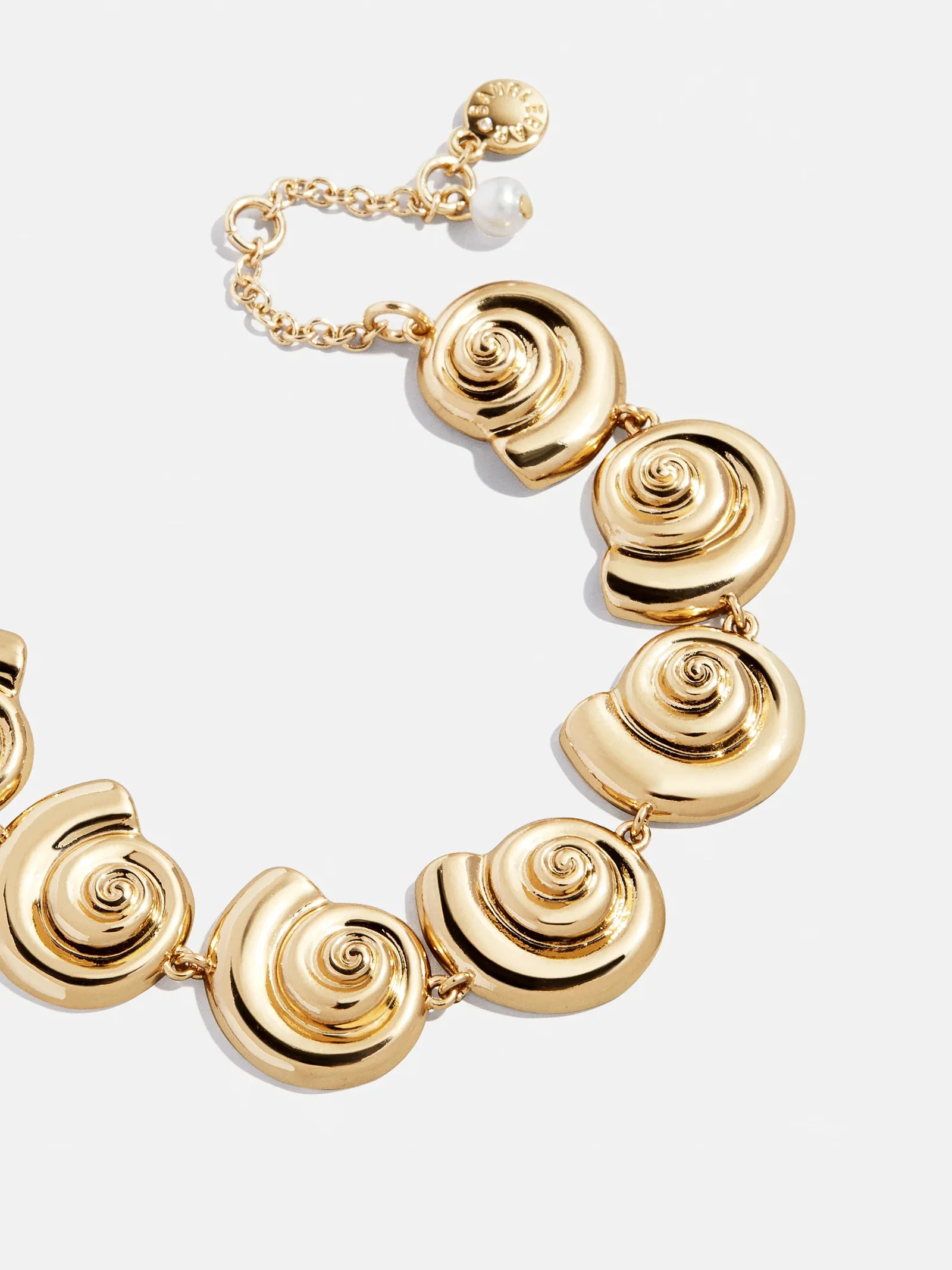 Nixie Seashell Bracelet - Gold | BaubleBar
