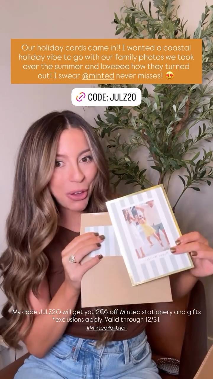 My code JULZ20 will get you 20% off holiday cards, stationary and gifts at Minted! **exclusions apply. Valid through 12/31. 

Our holiday cards came in!! I wanted a coastal holiday vibe to go with our family photos we took over the summer and loveeee how they turned out! I swear @minted never misses! 😍



#LTKSeasonal #LTKFamily #LTKHoliday