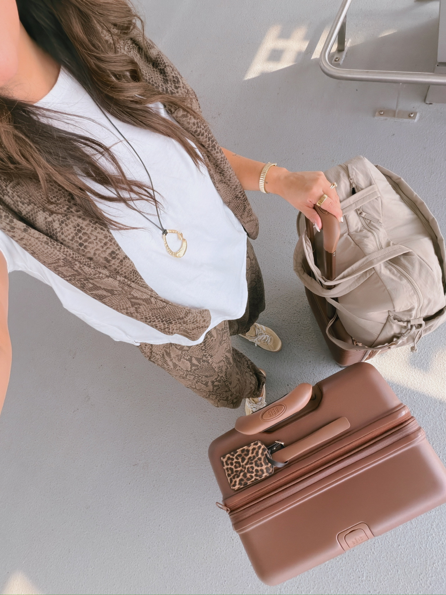 Travel OOTD.. wearing an XL in the pants (should’ve done a large), large in the tee and an XXL in the pullover (could’ve sized down)

#LTKSeasonal #LTKMidsize
