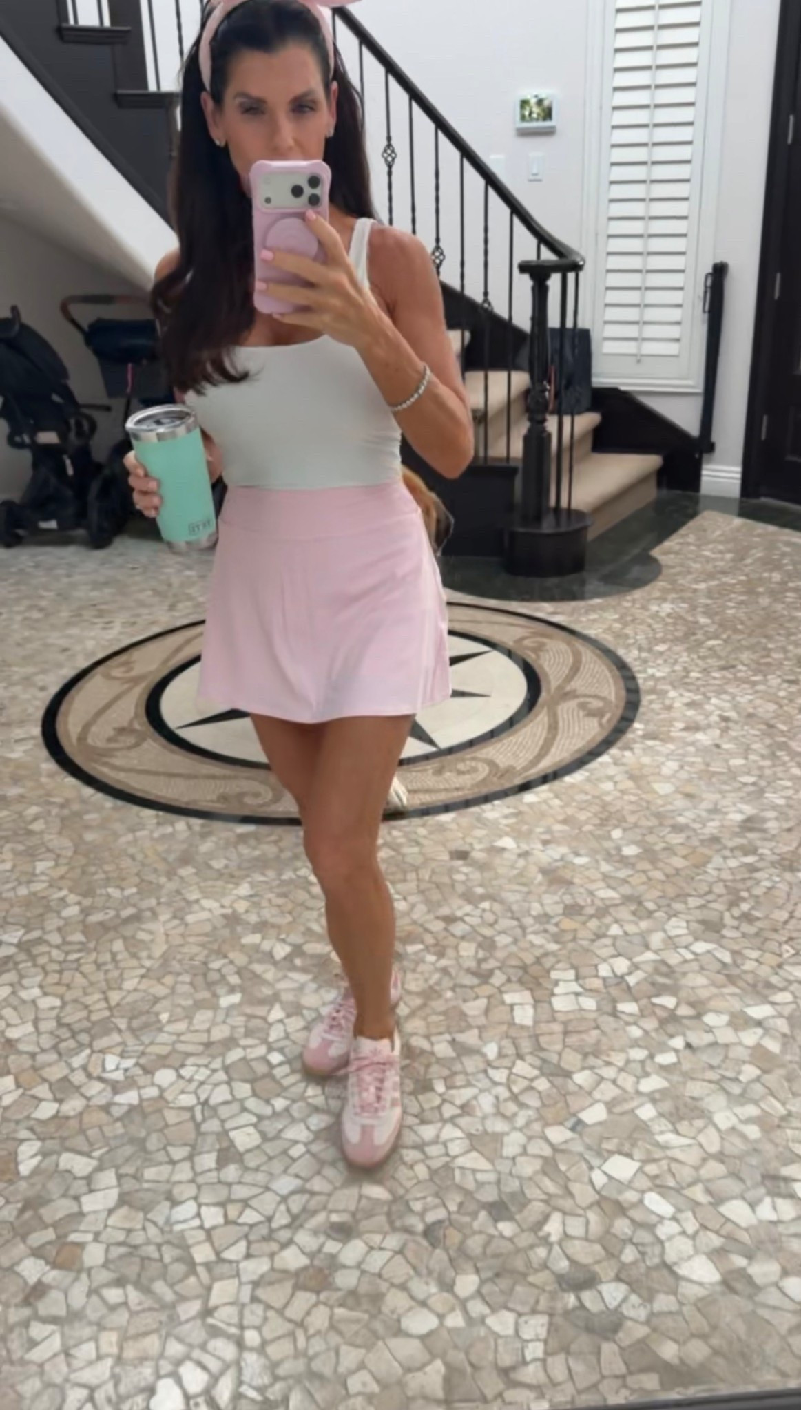 OOTD😍💕

#LTKActive #LTKootd #LTKgrwm