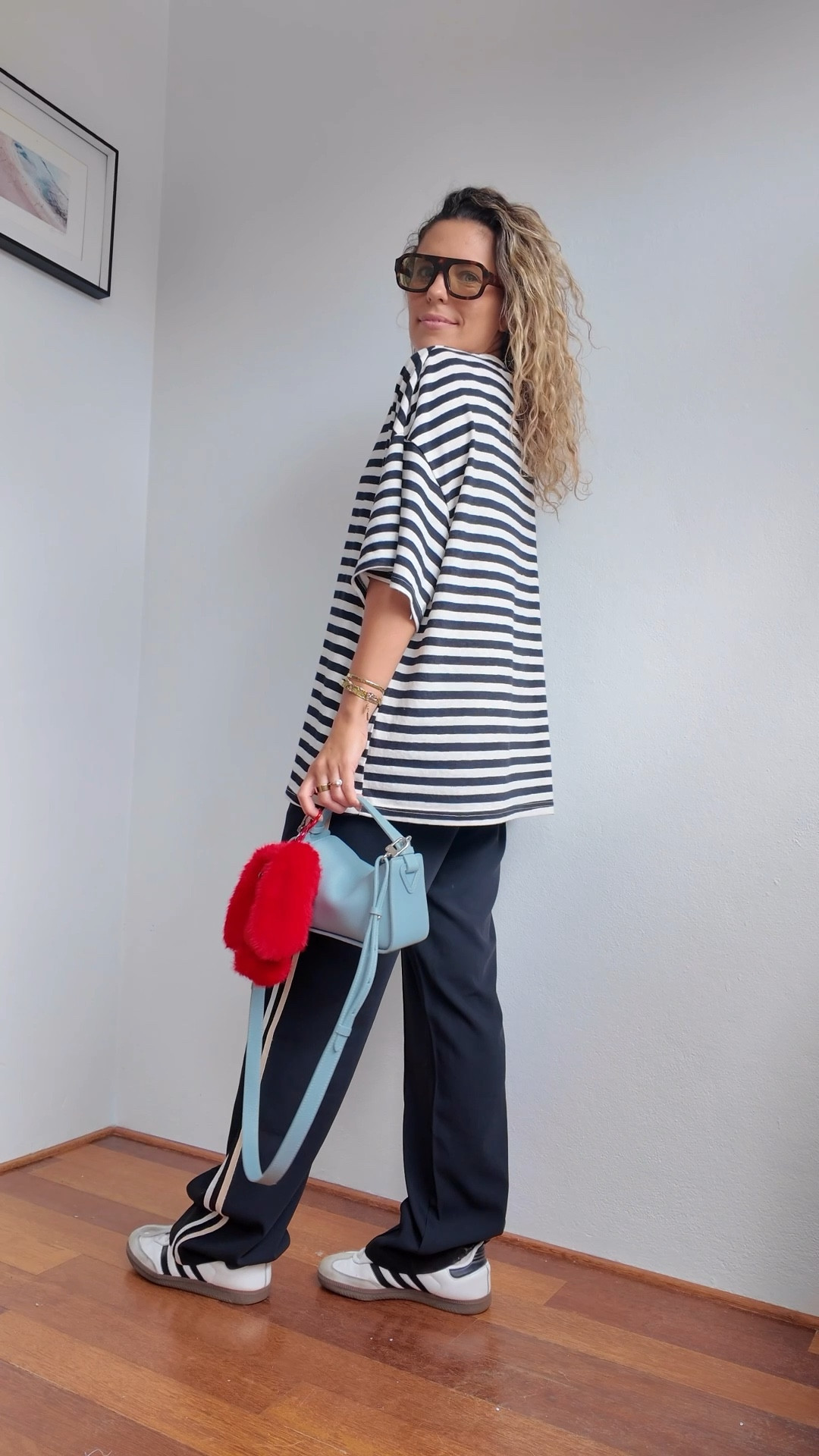 Casual but cool. 

Sunglasses are BAULUS
Bag charm is a Juju

#LTKmomlife