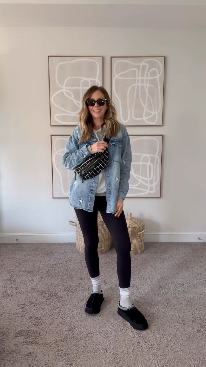 Mom life OOTD // wearing small in hoodie and jacket, true size in Uggs