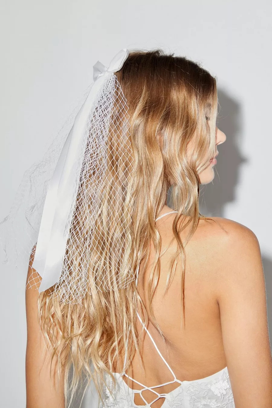 Bow Mesh Net Veil Clip | Nasty Gal (US)