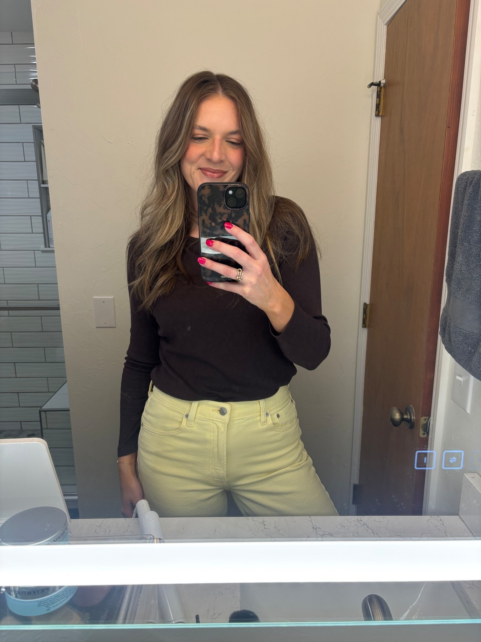These butter yellow jeans are so comfy! 

#LTKootd #LTKgrwm #LTKdayinmylife