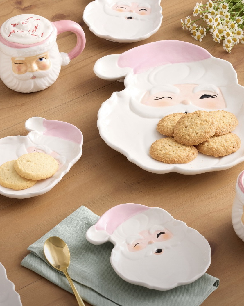 The cutest set of Santa dishes with a retro feel.

#LTKHome #LTKSeasonal #LTKHoliday