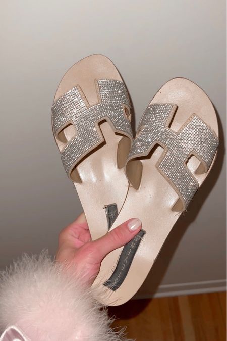 Sparkly sandals 


#LTKstyletip #LTKFind #LTKSeasonal