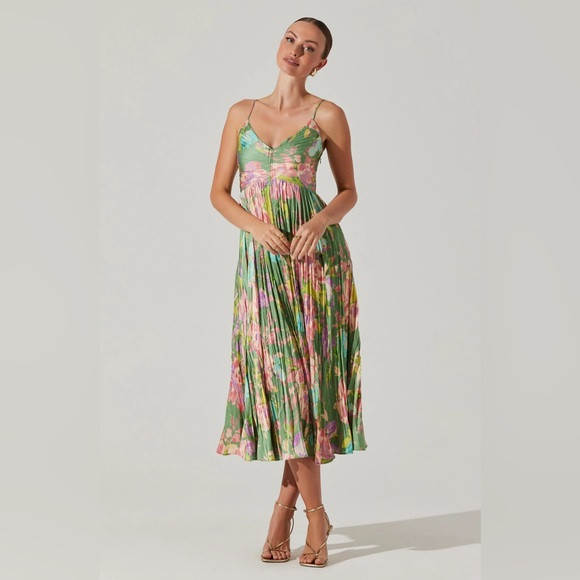 ASTR the label - NEW/WOT Green and Pink Floral Midi Dress | Poshmark
