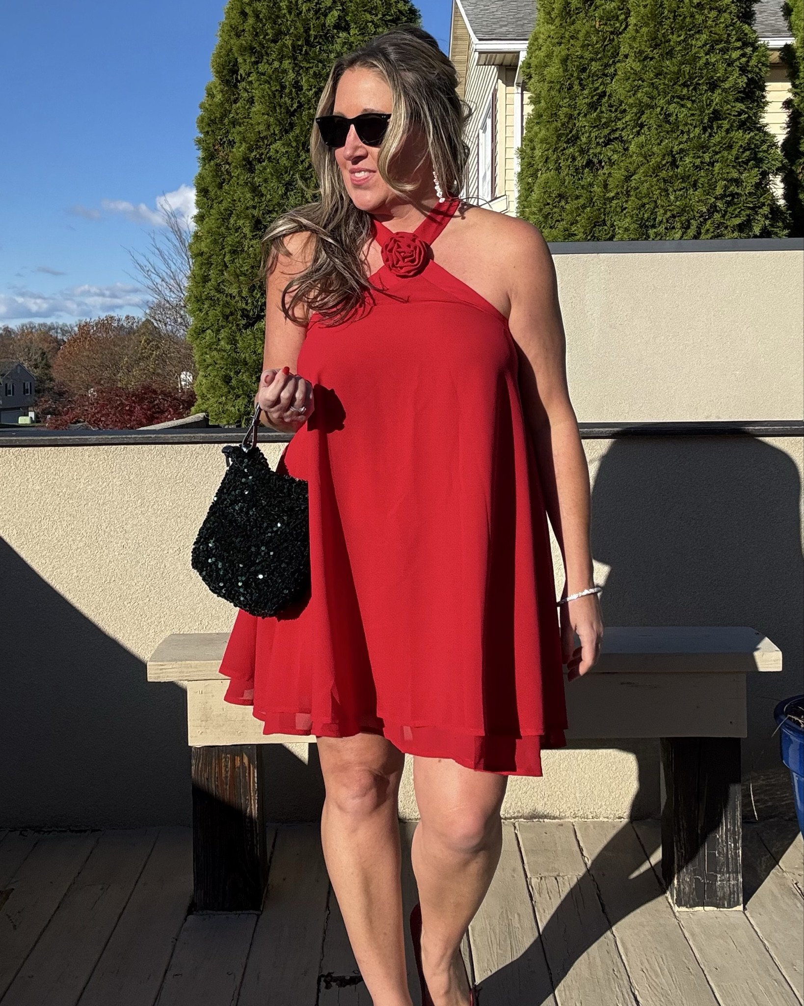 Flirty little Red Dress♥️

Such an easy little chiffon dress with a halter neckline which is a flattering style on all body types. ✨

Another great option for the holiday season 🎅

#LTKOver40 #LTKHoliday #LTKFindsUnder50