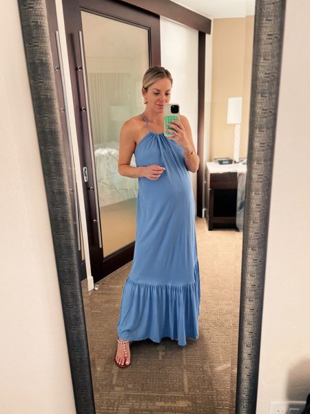Vacation dress under $100 // size 4 and bump friendly 

pregnancy style, summer dress, travel 

#LTKtravel #LTKbump #LTKfindsunder100