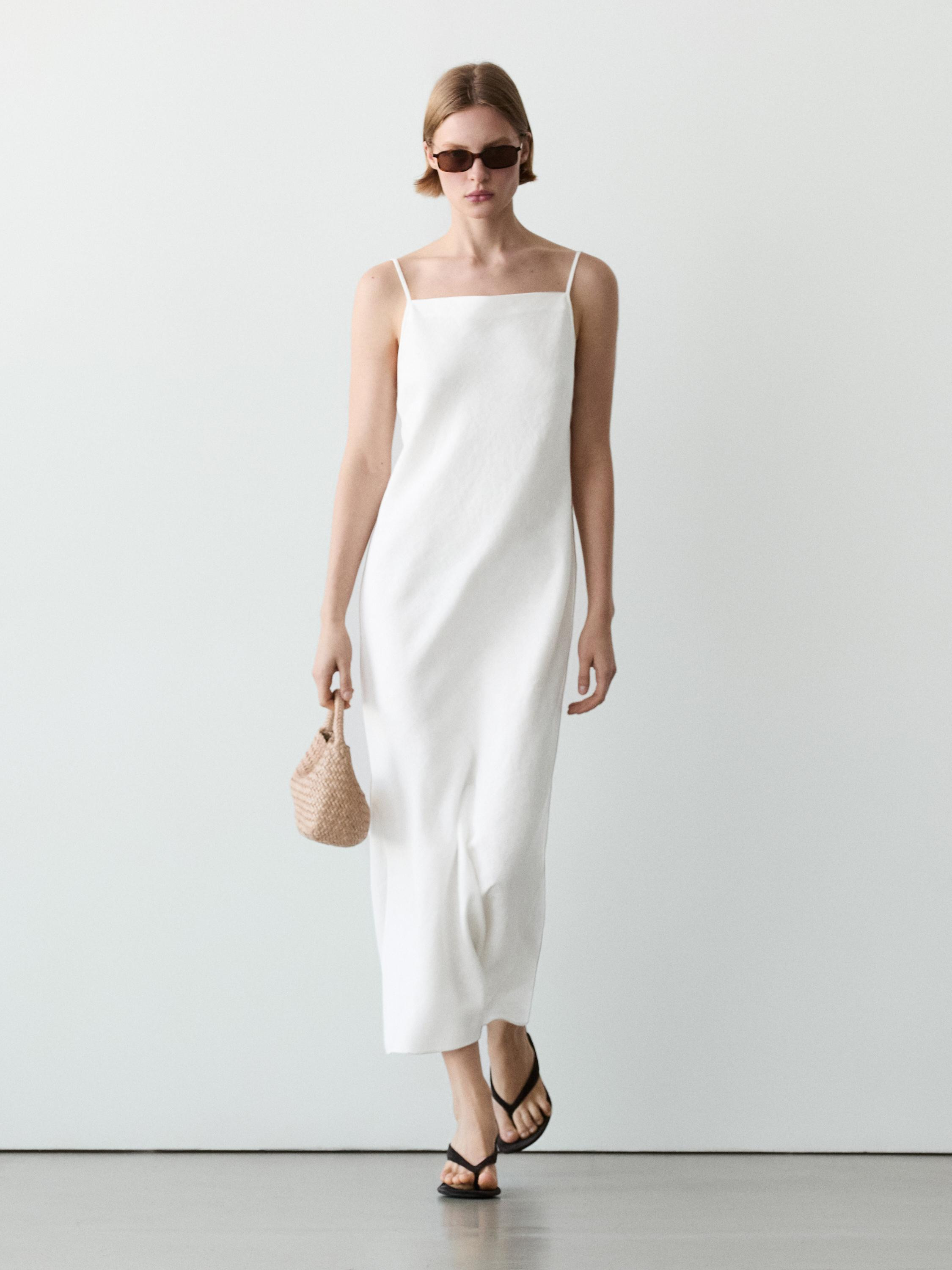VIEW LOOK
Linen midi dress with straight neckline

 £99.95  Colour:  White  Add to basket | Massimo Dutti UK