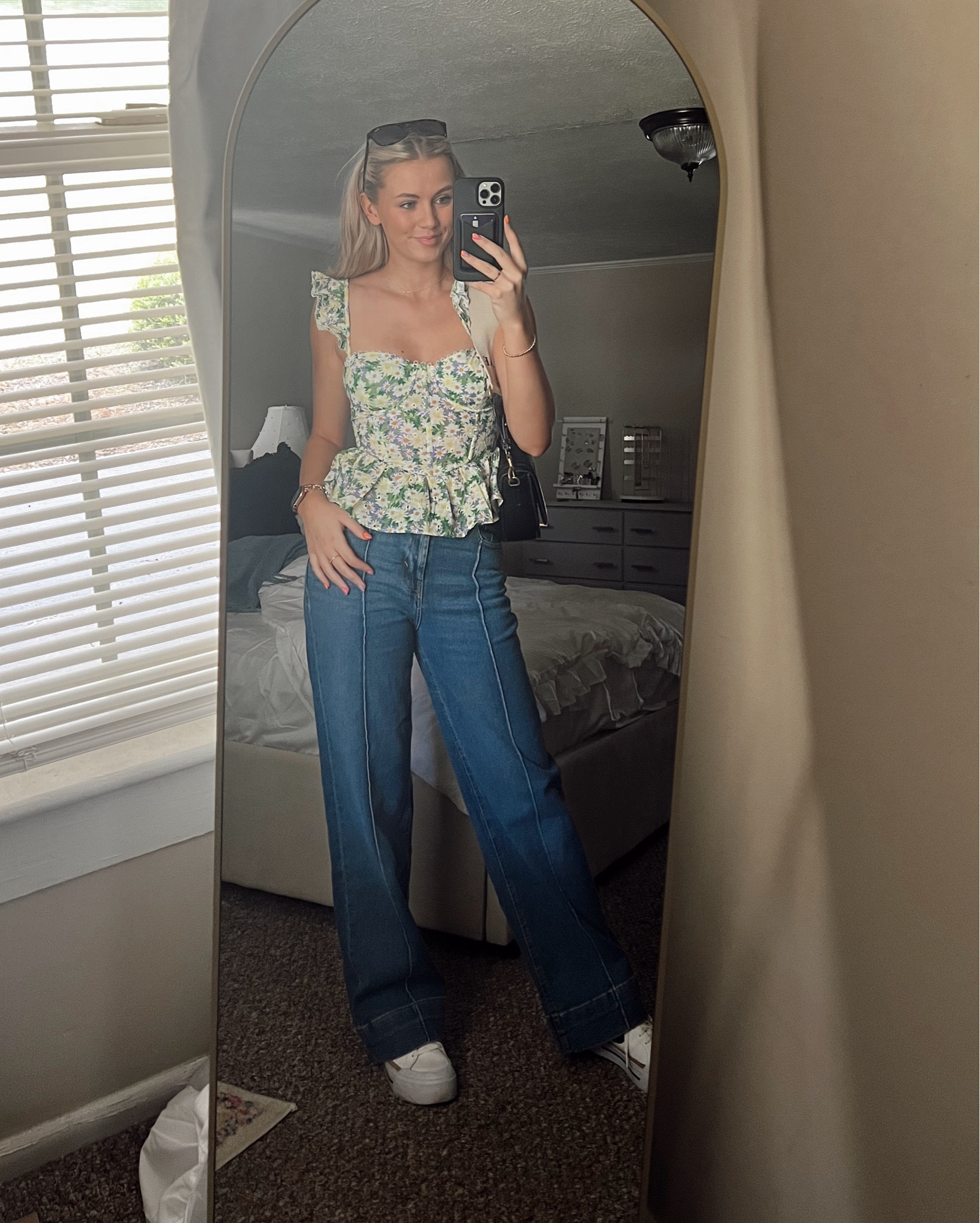 Floral Mother’s Day outfit 

These exact jeans are from Marshalls but I linked my fav similar ones!  

#floral #mothersday #springcolors 
