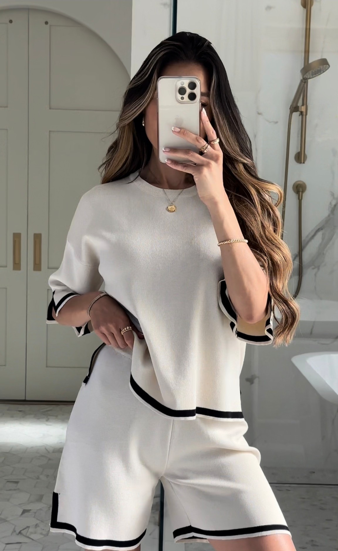 Scroll to shop!! Follow for more!!! Xo! ✨

#LTKootd #LTKmomlife #LTKdayinmylife