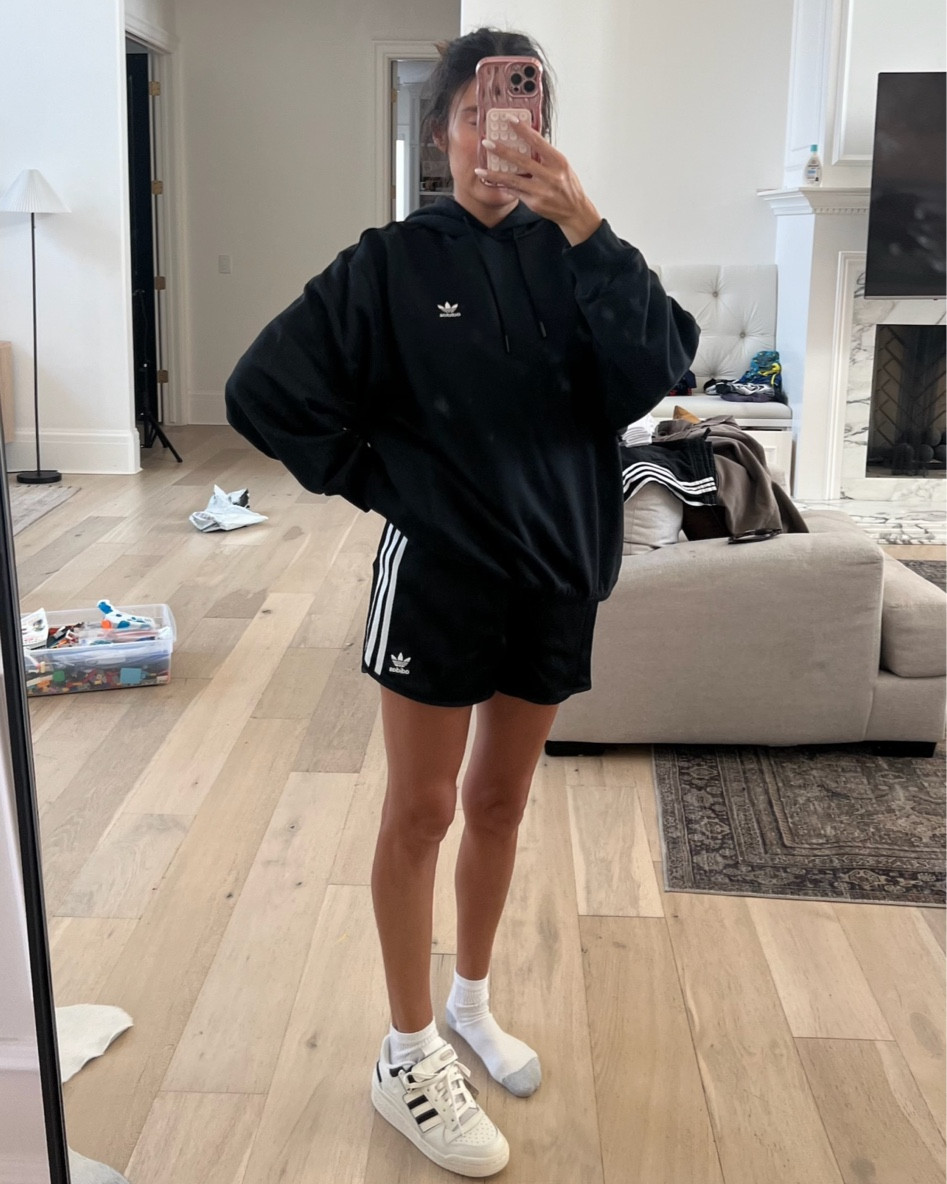 Sporty casual outfit of the day 🖤

Adidas, mom outfit, athleisure, casual outfit, sporty outfit, black hoodie, oversized hoodie, adidas shorts, adidas sneakers, white sneakers, teen girl outfit, Christine Andrew 

#LTKFindsUnder100 #LTKFitness #LTKStyleTip