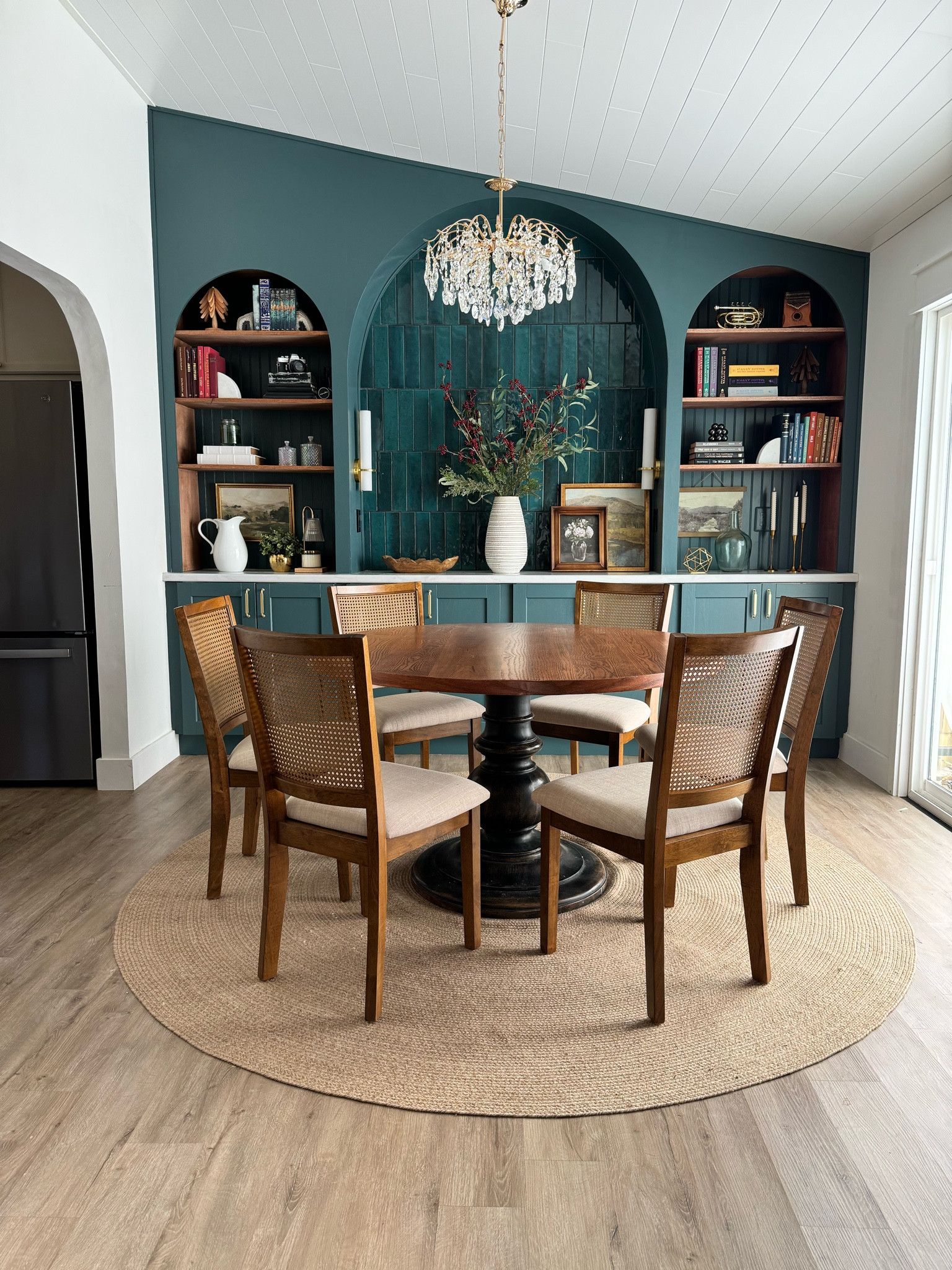 So in love with how this Dining Room Glow Up turned out. 🙈 Linked all the DIY tools, chandelier, wall lights, and home decor for you here!

#LTKHome