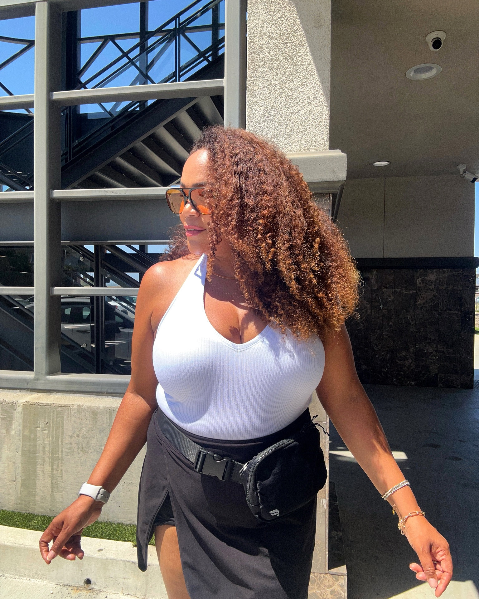POV: You didn’t think you could wear a halter anymore until @Fabletics reminded you that you could! Got the halter and skort in an xl. 🫶🏾  #fableticspartner

#LTKOver40 #LTKMidsize #LTKActive