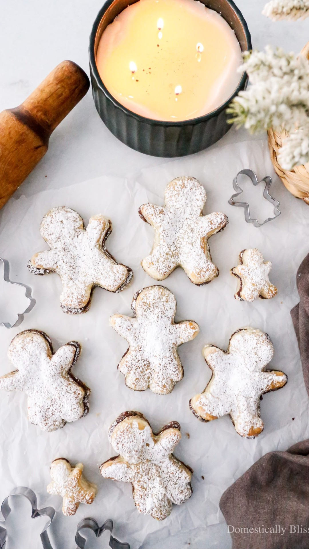 These Nutella Puff Pastry Gingerbread People are an easy sweet treat that’s perfect for Christmas brunch or dessert!

See details:
https://domesticallyblissful.com/nutella-puff-pastry-gingerbread-people/

🔗 Join our newsletter: https://domesticallyblissful.com/newsletter/ 

#LTKSeasonal #LTKHoliday #LTKParties