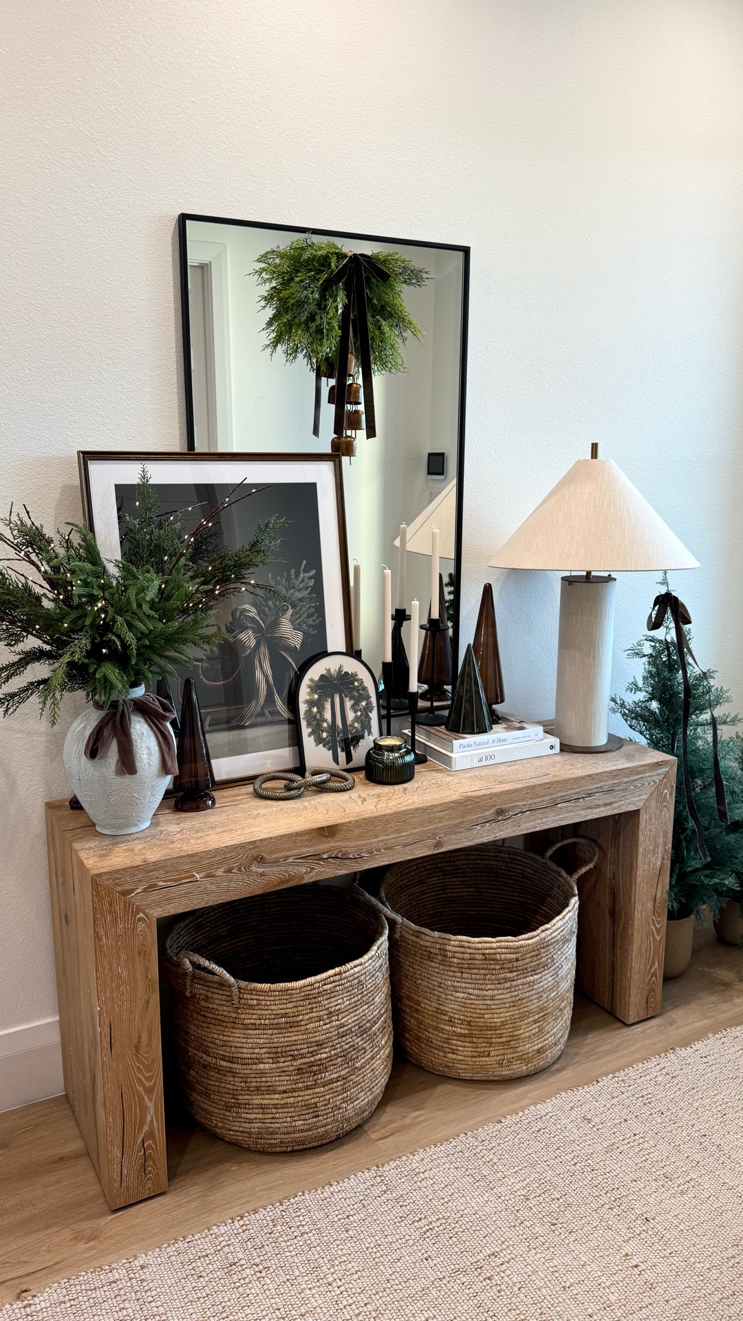 My Christmas entryway! Most decor is from either target, Walmart, or Amazon!

#LTKHome #LTKSeasonal #LTKHoliday