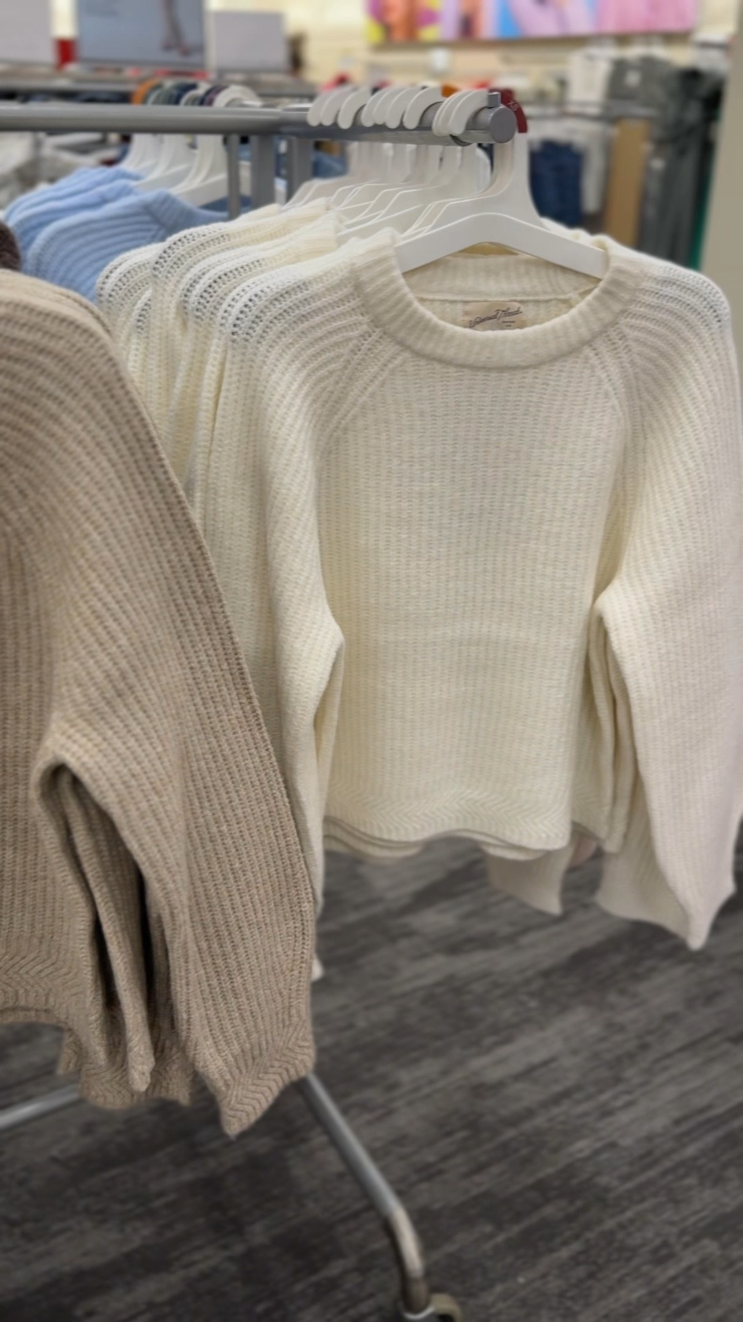 This sweater will easily become your go-to sweater this winter. The perfect closet staple 🤌🏼 love all of the colors too! 😌
•
•
•
•
#affordableclothes #targetstyle #targetfinds #targetfashion #targetdoesitagain #targetaddict  #targetforthewin #targetfind #targetclothes #targetoutfit #targetstyles #targetfashionfinds #foundattarget #casualstyle #sharemytargetstyle #winterfashion #winterclothes #winterclothing #winterstyle


#LTKFindsUnder50 #LTKStyleTip #LTKSeasonal