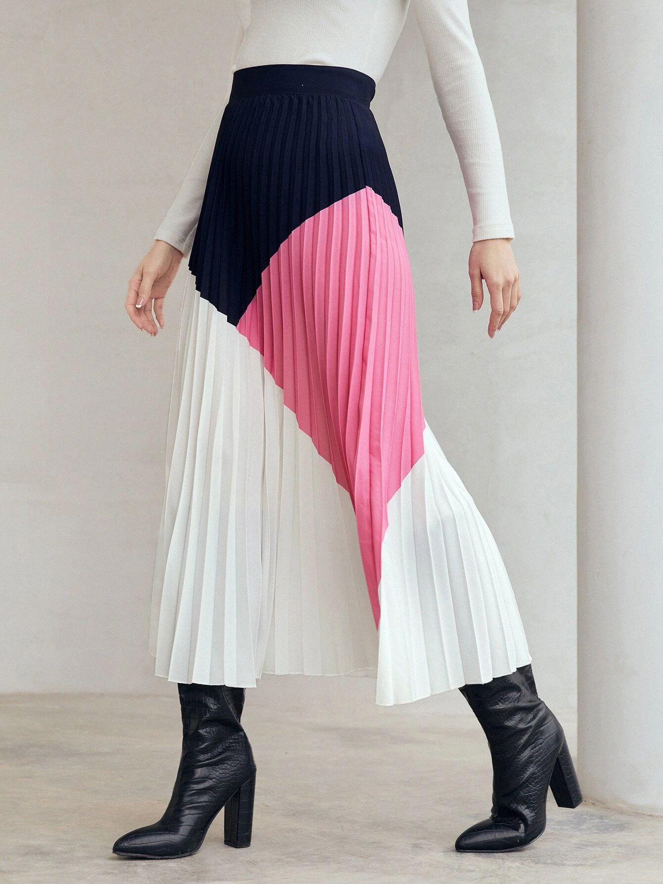 SHEIN High Waist Color Block Pleated Skirt
   SKU: sw2108201996270525      
          (49 Reviews... | SHEIN