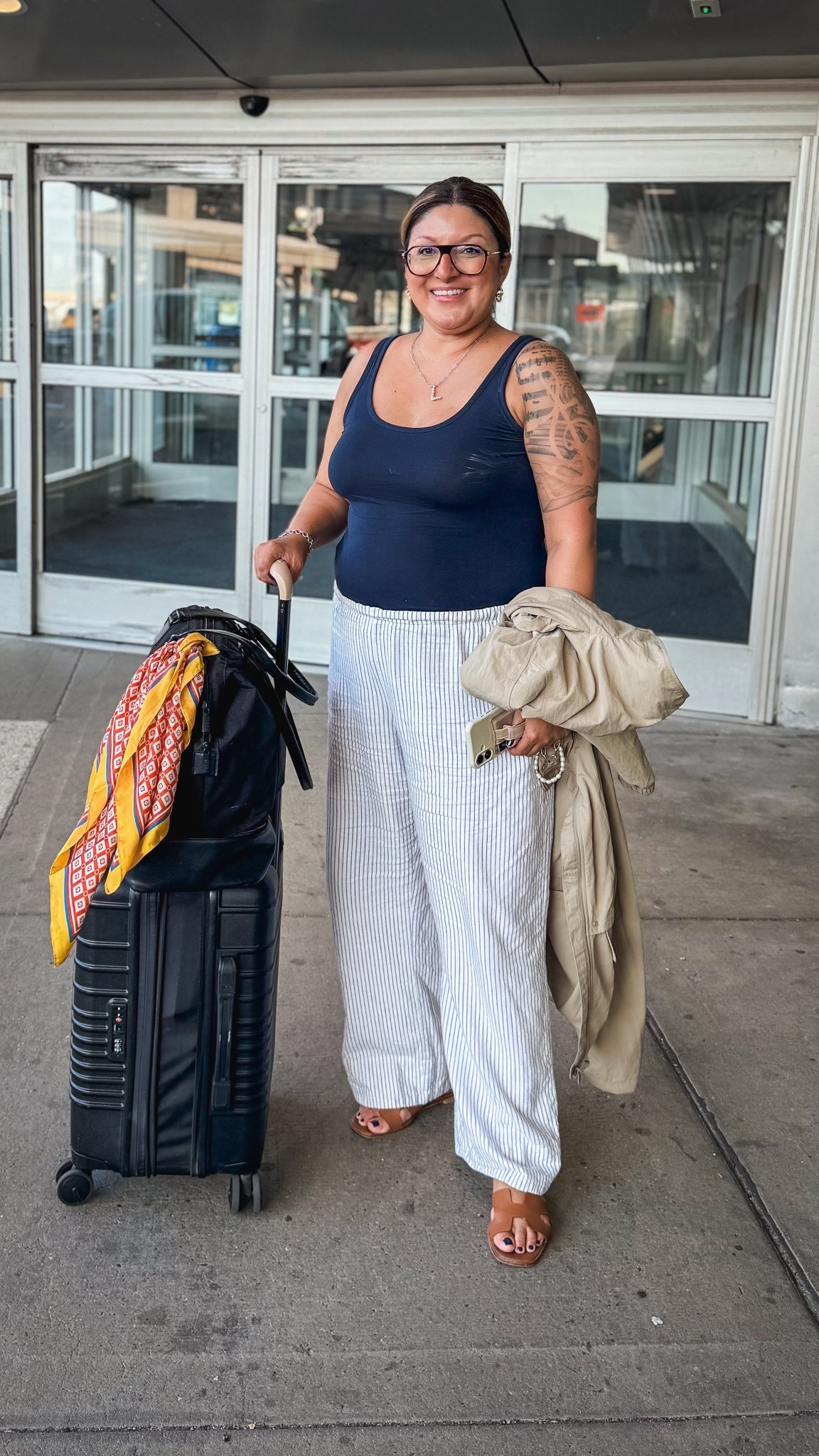 NYC-ANC travel look:
Old Navy tank (L)
GAP linen pants (L)
Steve Madden sandals
Lululemon effortless jacket (14)
Beis luggage 

#LTKMidsize #LTKTravel #LTKOver40
