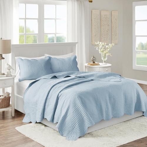 Madison Park Quilt Set Damask Medallion Quilting with Scallop Edge, Cottage Coverlet for Queen Size Bed, All Seasons, Lightweight Cotton Coverlet Bedspread, Shams, Tuscany, Full/Queen Blue 3 Piece | Amazon (US)